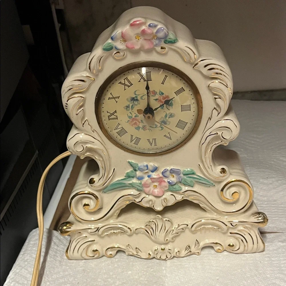 Floral Cream Vintage-Inspired Clock needs repair Electric Circa 1950